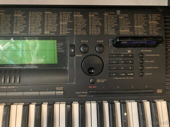 Klávesy Yamaha PSR-520 - 3