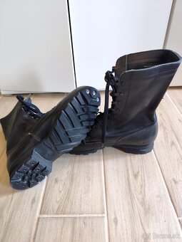 Vojenské kanady VZ.90 - 3