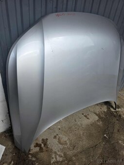 Volvo xc40 2017- kapota - 3