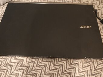 Acer V15 Nitro - 3