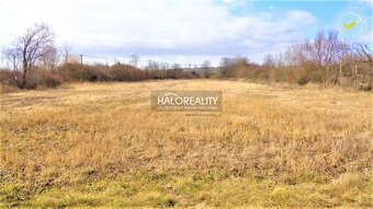 HALO reality - Predaj, pozemok pre rodinný dom 5536 m2 Ipe - 3