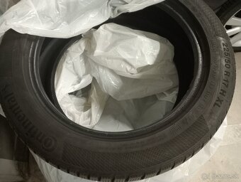 Continental 225/50 R17 H XL - 3