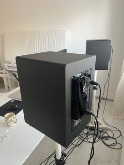 Yamaha HS8 štúdiové monitory (2 kusy) + stojany - 3