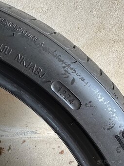245/40r19 - 3