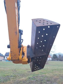 Naklápěcí hlava pro JCB 60 65 86 100 3CX 4CX Hydradig - 3