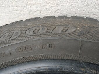 Predam 4ks letne 195/60 r16C goodyear cargo - 3