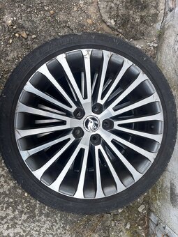 5x112 r18 Škoda Superb Laurin&Klement - 3