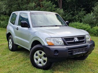 Mitsubishi Pajero 2.5 DI-D 4X4 UZÁVIERKA VEĽMI ZACHOVALÉ - 3