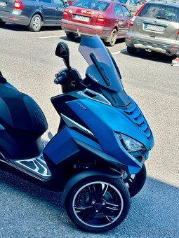 Peugeot Metropolis 400 - 3