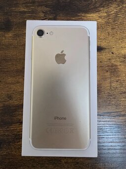 Apple iPhone 7 32 GB - 3