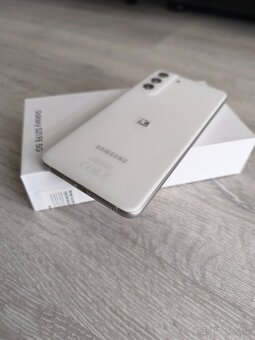 Samsung Galaxy S21 FE 5G - 3