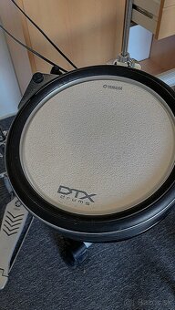 Predam elektronicke bicie Yamaha DTX500 s doplnkami - 3