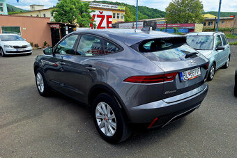 Jaguar E-Pace 2.0 diesel I4 R-Dynamic Base AWD A/T - 3