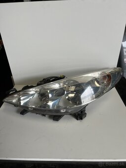 Predne svetlomety Peugeot - 3