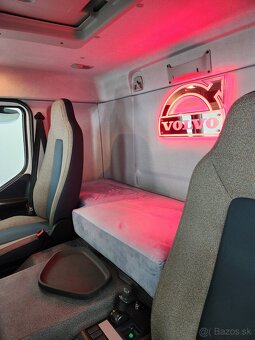 VOLVO FE320 chladiarenské-mraziarenské ADR - 3