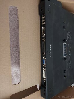 Dokovacia stanica TOSHIBA PA3680E-1PRP - 3