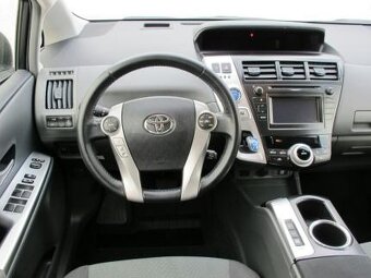 TOYOTA PRIUS LPG na prenájom aj na TAXI - 3