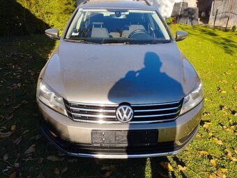 Volkswagen Passat - 3