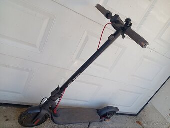 XIAOMI E SCOOTER (KOLOBEZKA) 4 A ESSENTIAL - 3