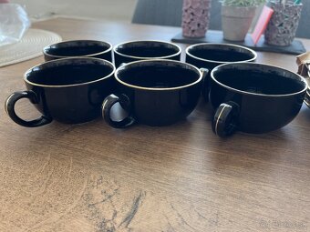 Šálky s podnosom - 3