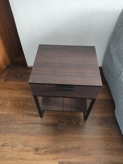 Nočný stolík IKEA - 3