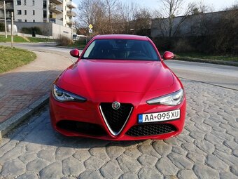 Alfa Romeo Giulia 2.2 Diesel 150ps MANUAL Q2 - 3