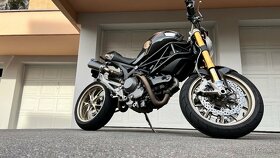 Ducati Monster 1100S Carbon - 3