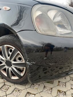 Toyota Yaris - 3