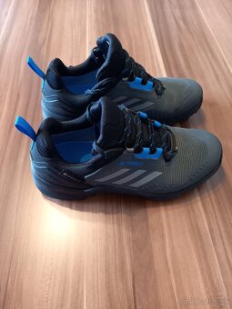 Adidas - 3