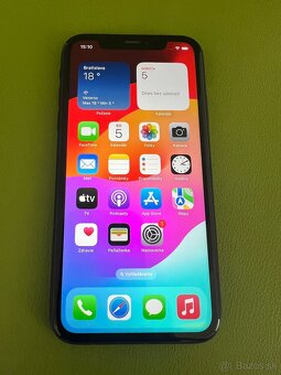 iPhone XR 128GB Black - 3