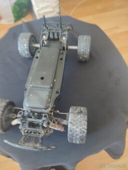 Predám drifty autíčko na dialkove - 3