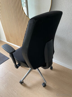 KANCELÁRSKA STOLIČKA ERGONOMICKÁ / KANCELÁRSKE KRESLO - 3