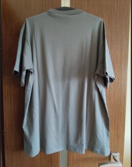 Versace tričko úplne nové, XL velkosť, pôvodná cena 130€, ro - 3
