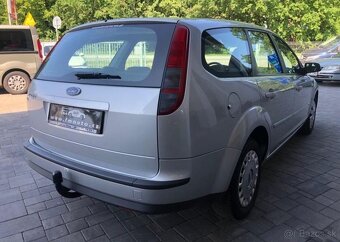 Ford Focus Trend 1.4 16V Tažné, Klima benzín manuál 59 kw - 3