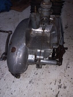 Jawa 250 559 motor - 3