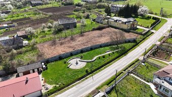 400 m2 POZEMOK na výstavbu rodinného domu - Kysta - 3