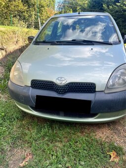 Toyota Yaris 1.1 - 3
