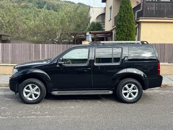 Nissan Pathfinder 2.5dci 4x4 dovoz TALIANSKO 7-miestny - 3