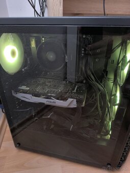 Predám stolný počítač - 3