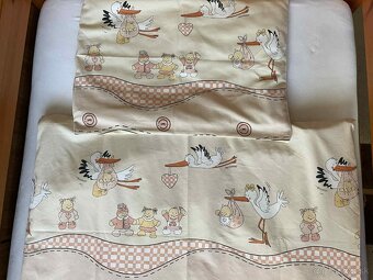 Obliečky do postieľky Bocian s bábätkom - 3