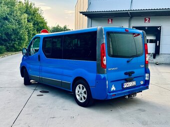 RENAULT TRAFFIC BUS LONG - 3