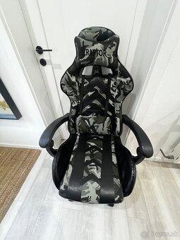 Hráčska stolička - 3