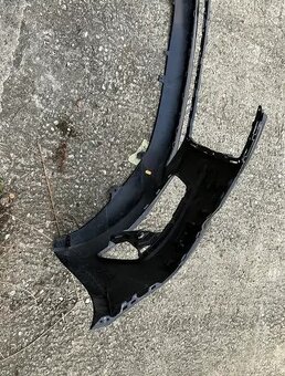 predni naraznik audi a6 c8 cerny - 3