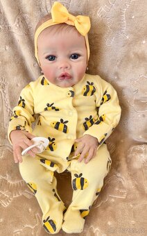 Realistická bábika Adelka - 3