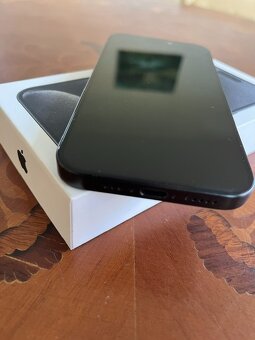 iPhone 15Pro, Black Titanium, 256GB - 3