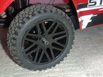 RC auto Maverick short course - 3