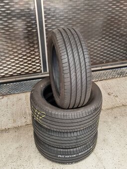 4x Michelin 215/65 R17 99V letné pneumatiky - - 3