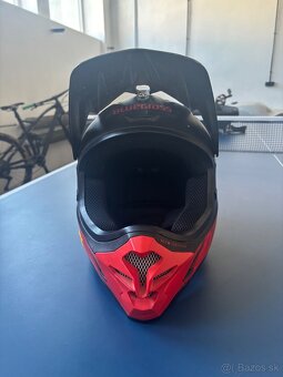 Predam tuto bluegrass INTOX MTB gullface helmu - 3