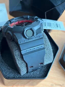 Casio G-Shock GA-700 - 3