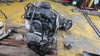 Octavia 1,6 benzin motor,riadenie,prevodovka - 3